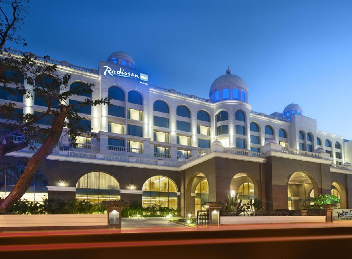 Radisson Blu Plaza Hotel Mysore Exteriör bild Radisson Hotel, Pune